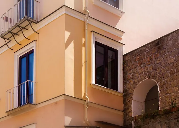 Comfy 4 Sleeps Right In The Centre Península Sorrentina