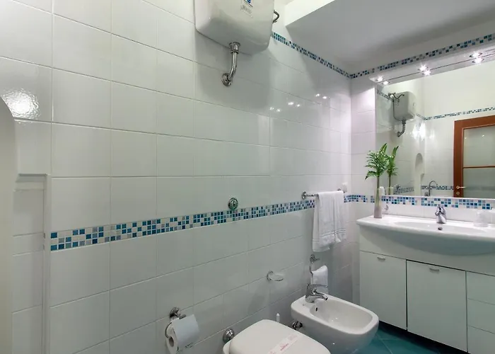 Comfy 4 Sleeps Right In The Centre Apartment Sorrento